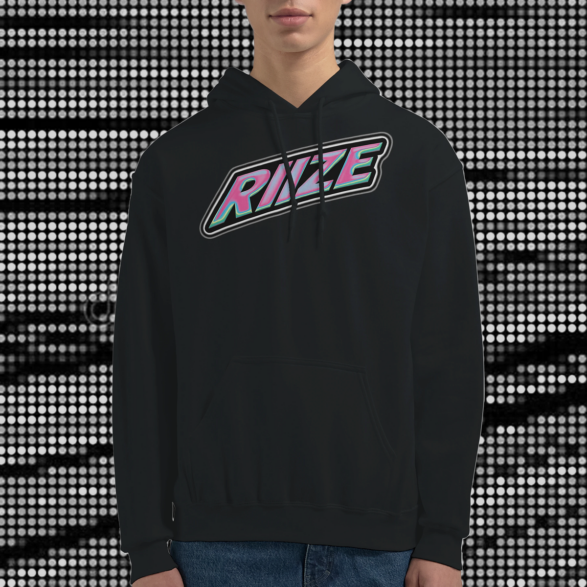 RIIZE「ラッキーロゴ」フーディ — ロゴシリーズ [JP]